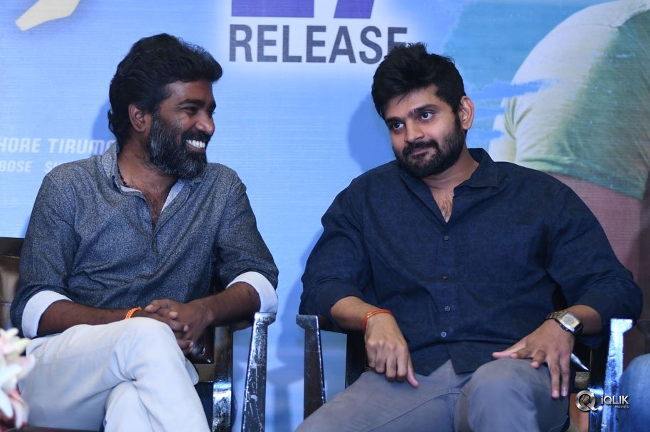 Vunnadhi-Okate-Zindagi-Movie-Pre-Release-Function